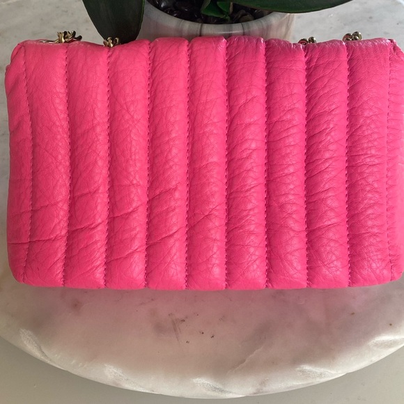 Kate Spade Pink Quilted Bag with Gold Chain - Picture 5 of 14